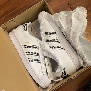 BRAND NEW SUPERSTAR ADIDAS